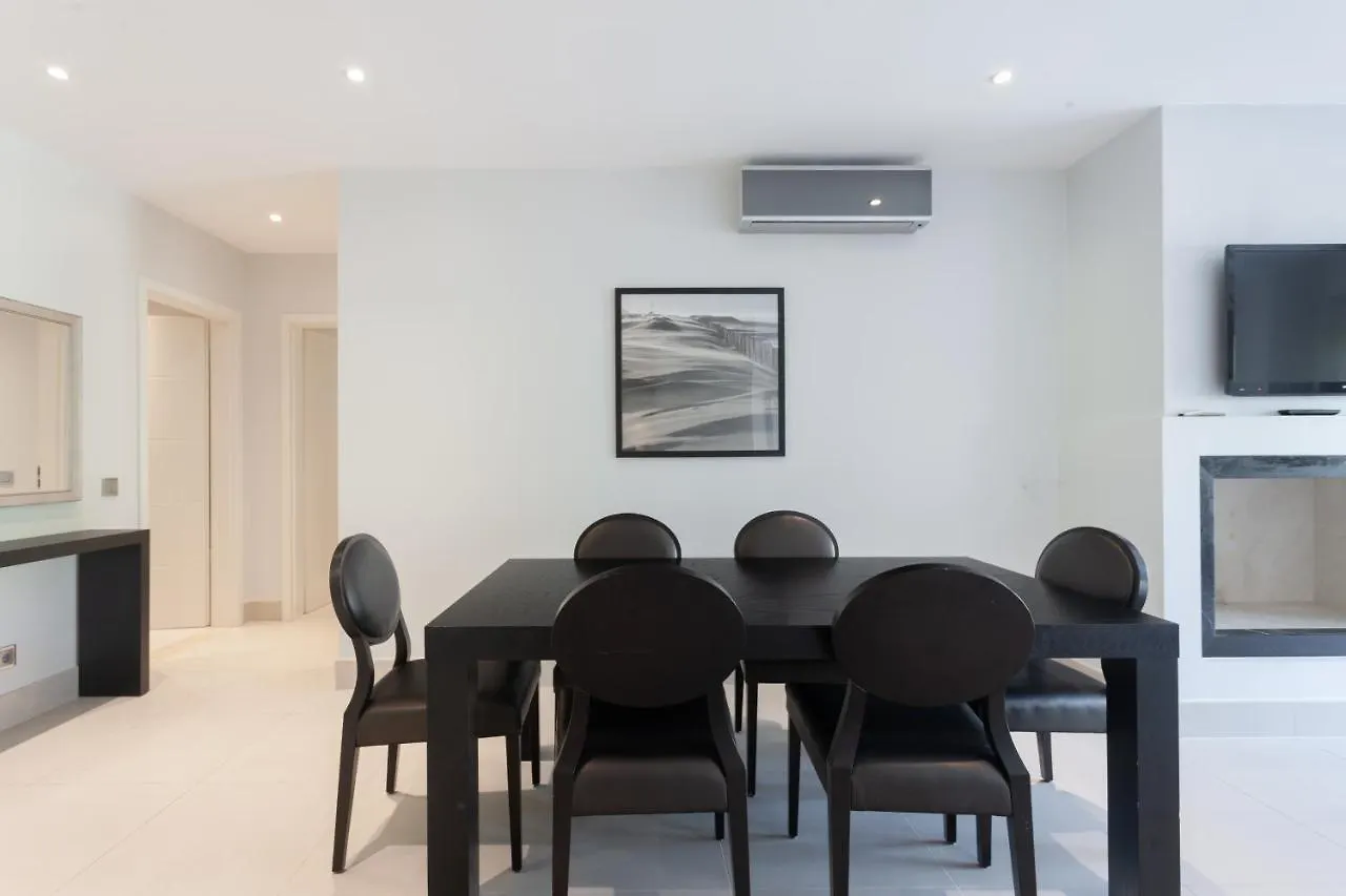 Vilamoura Pine Hills Villa