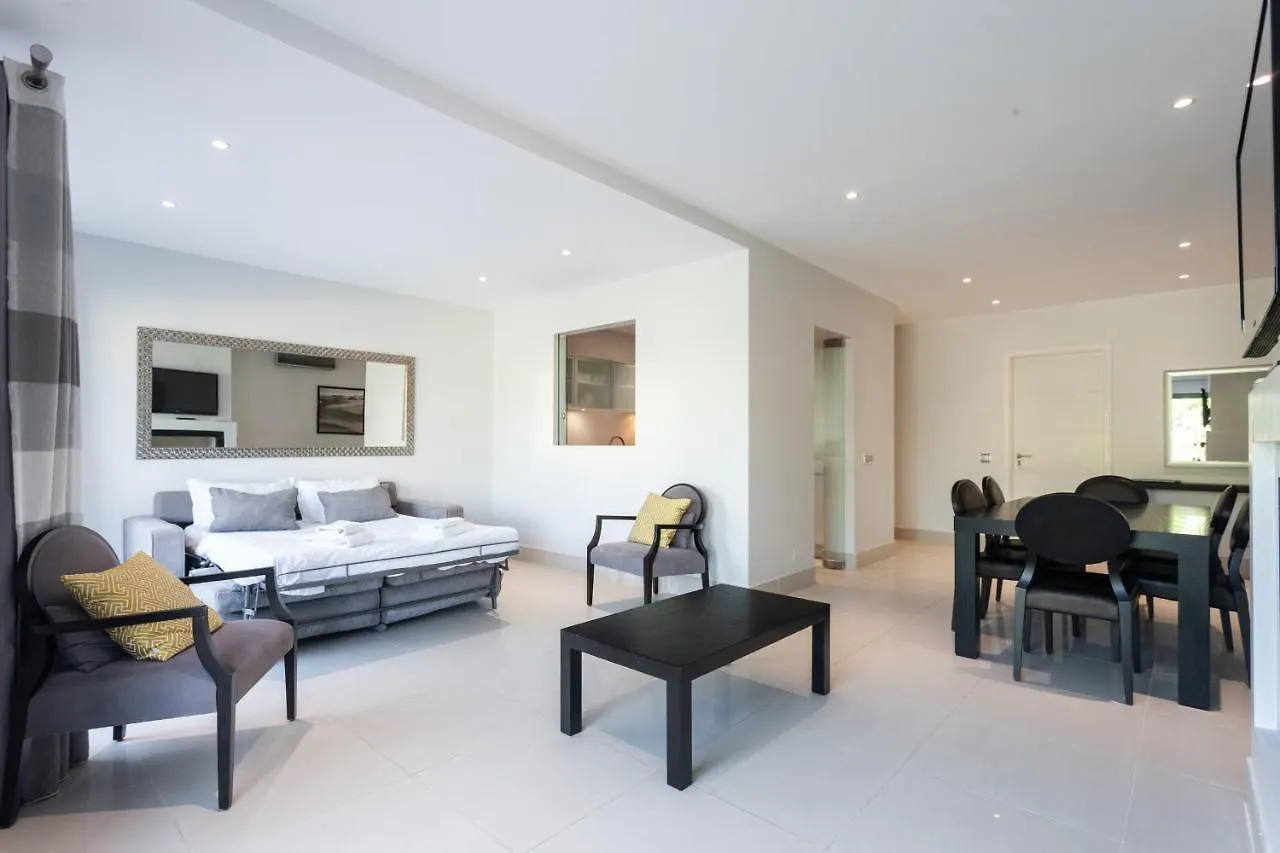 Vilamoura Pine Hills Villa