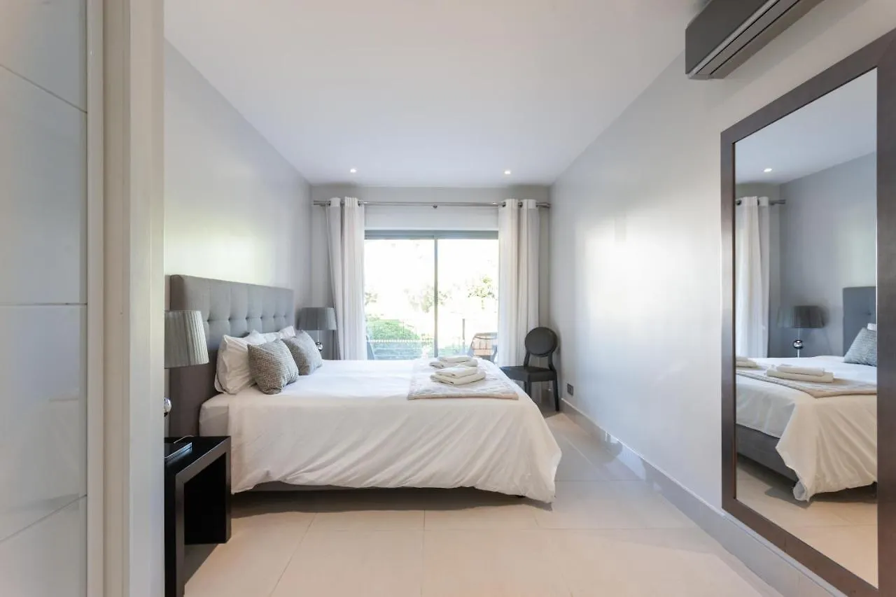 Vilamoura Pine Hills Villa