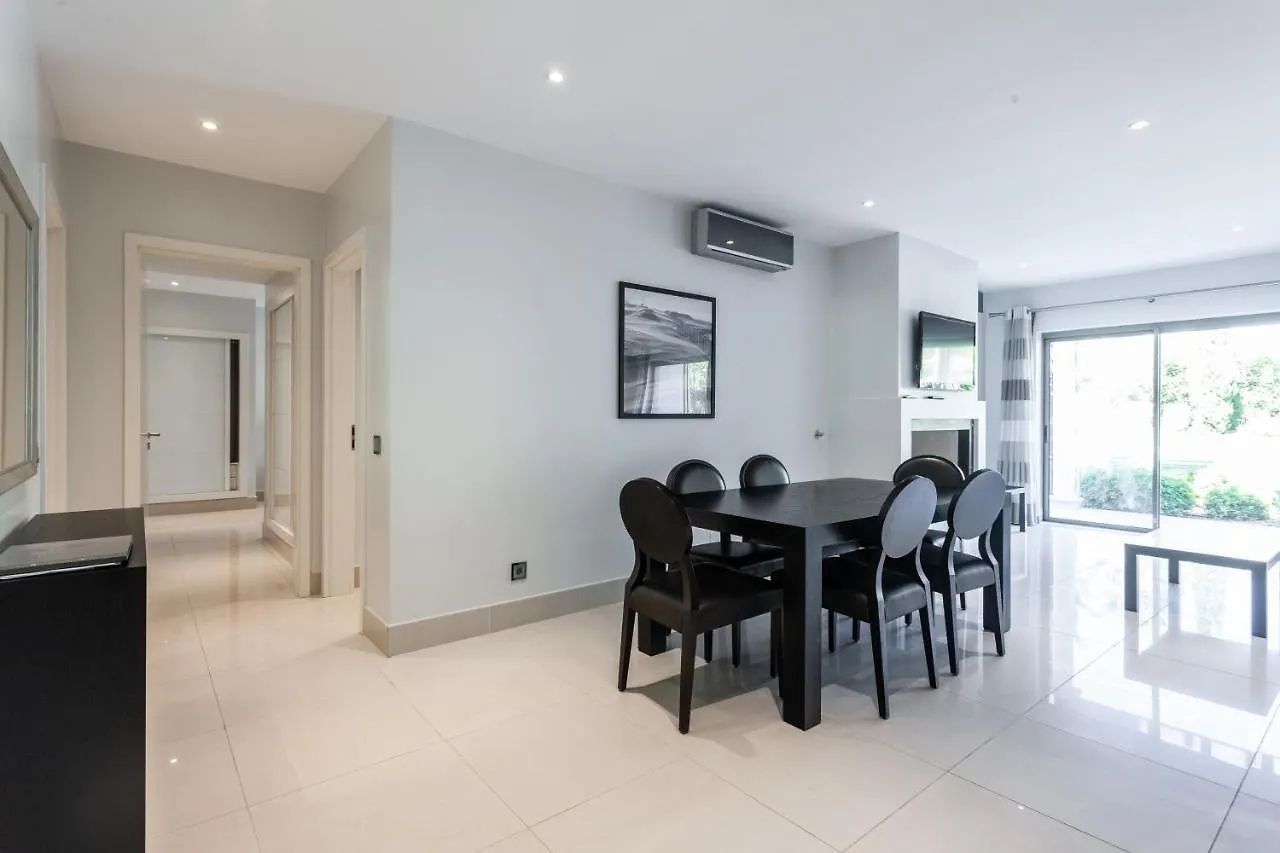 Vilamoura Pine Hills Villa